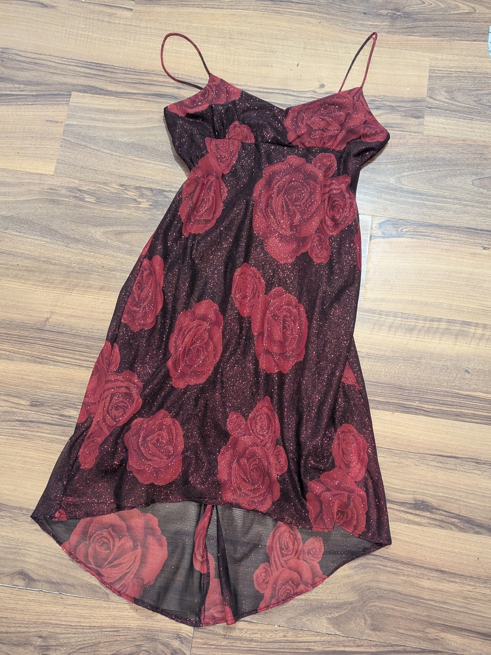 Y2K Style Red Rose-Print Reitmans Slip Dress with Sparkle